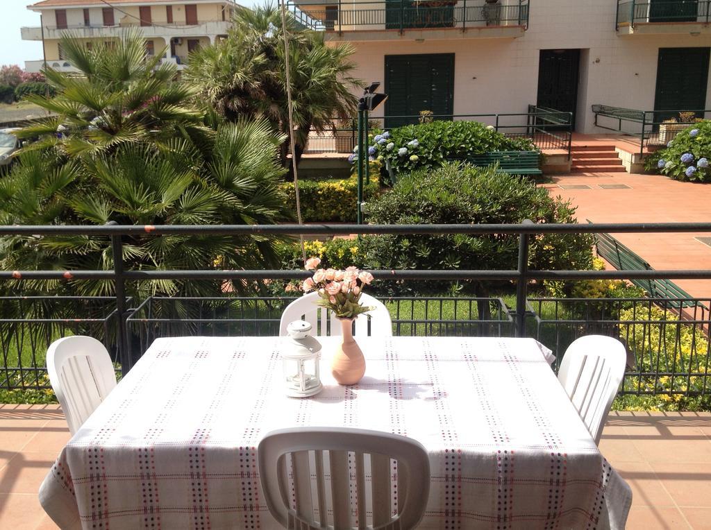 Al Giardino Sant'Anna Apartment Mascali Ngoại thất bức ảnh
